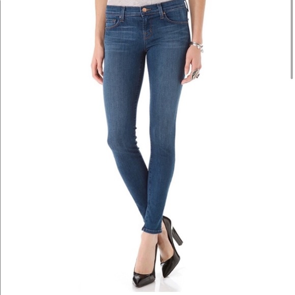 J Brand Denim - J Brand Skinny Jeans in Rinse